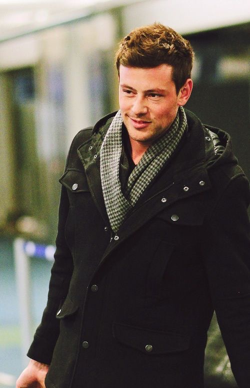  p>科里·蒙蒂思(cory monteith,1982年5月11日-2013年7月13日),出生