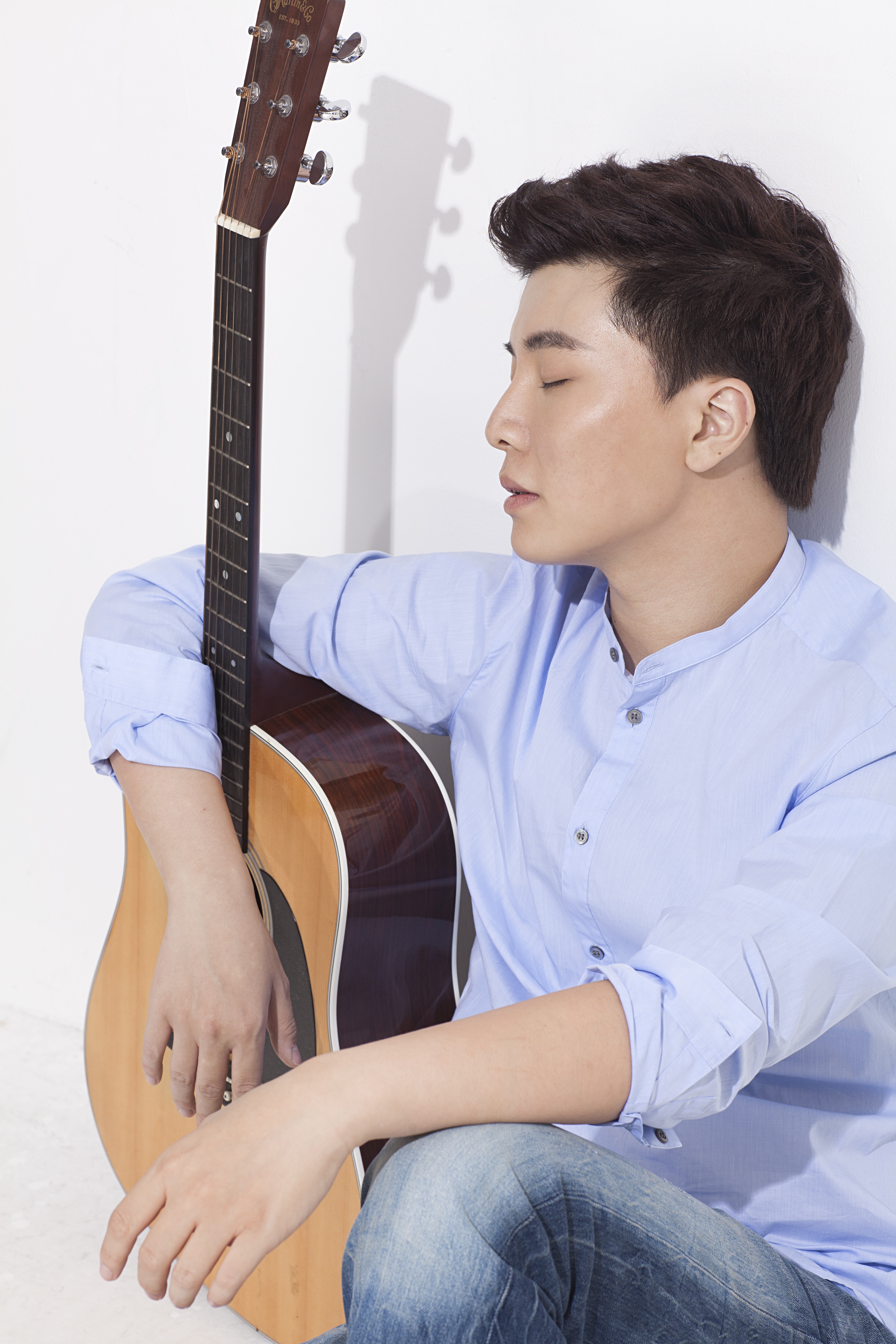 75">付豪,1992年8月3日出生于黑龙江省哈尔滨市,中国内地流行乐男歌手