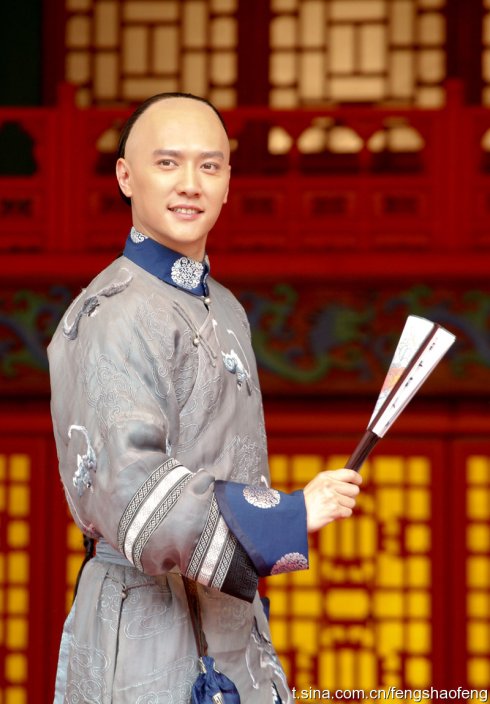  p>《宫锁心玉》,又名《宫》,是《宫》系列的第一部.