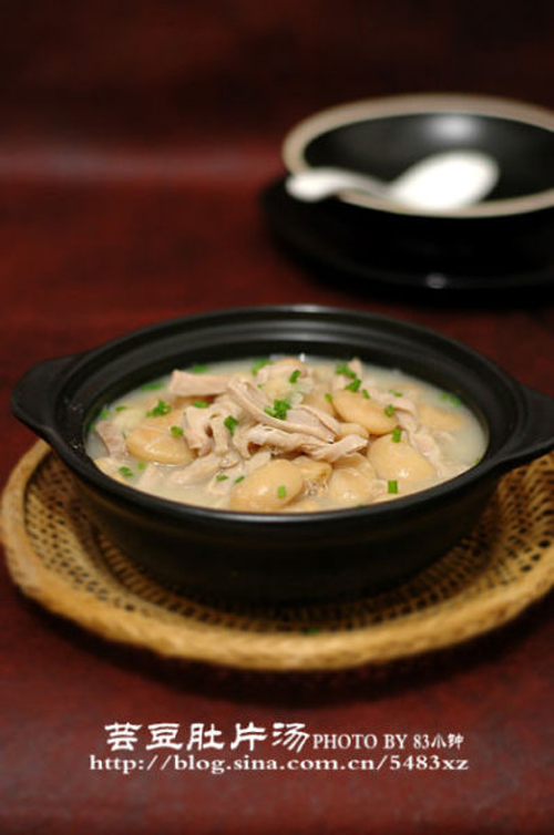 data-lemmaid="4983316">菜品 /a>,制作原料主要有芸豆,猪肚等