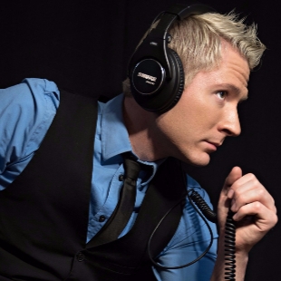  p data-id="go0m6k339w">亚当·扬(adam young),全名亚当·兰德尔