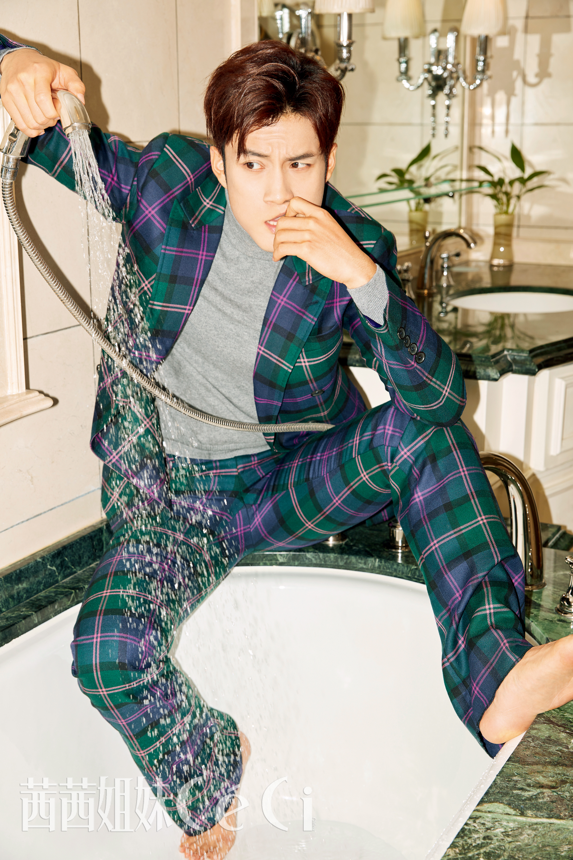  p>韩东君,1992年7月21日出生于黑龙江省哈尔滨市,中国内地男演员