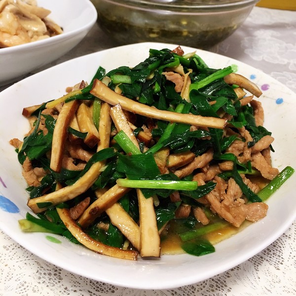 韭菜豆干炒肉丝