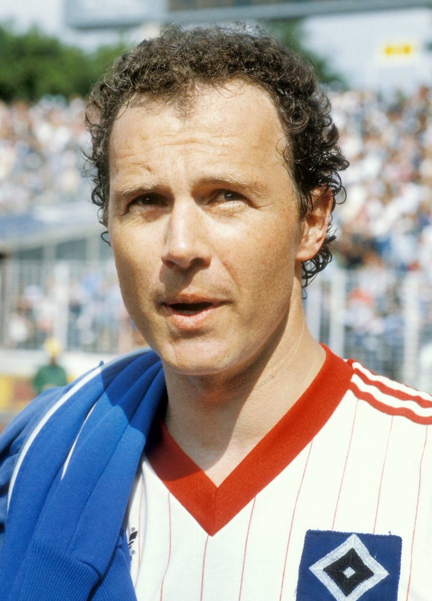  p>弗朗茨·贝肯鲍尔(franz beckenbauer),1945年9月11日出生于德国