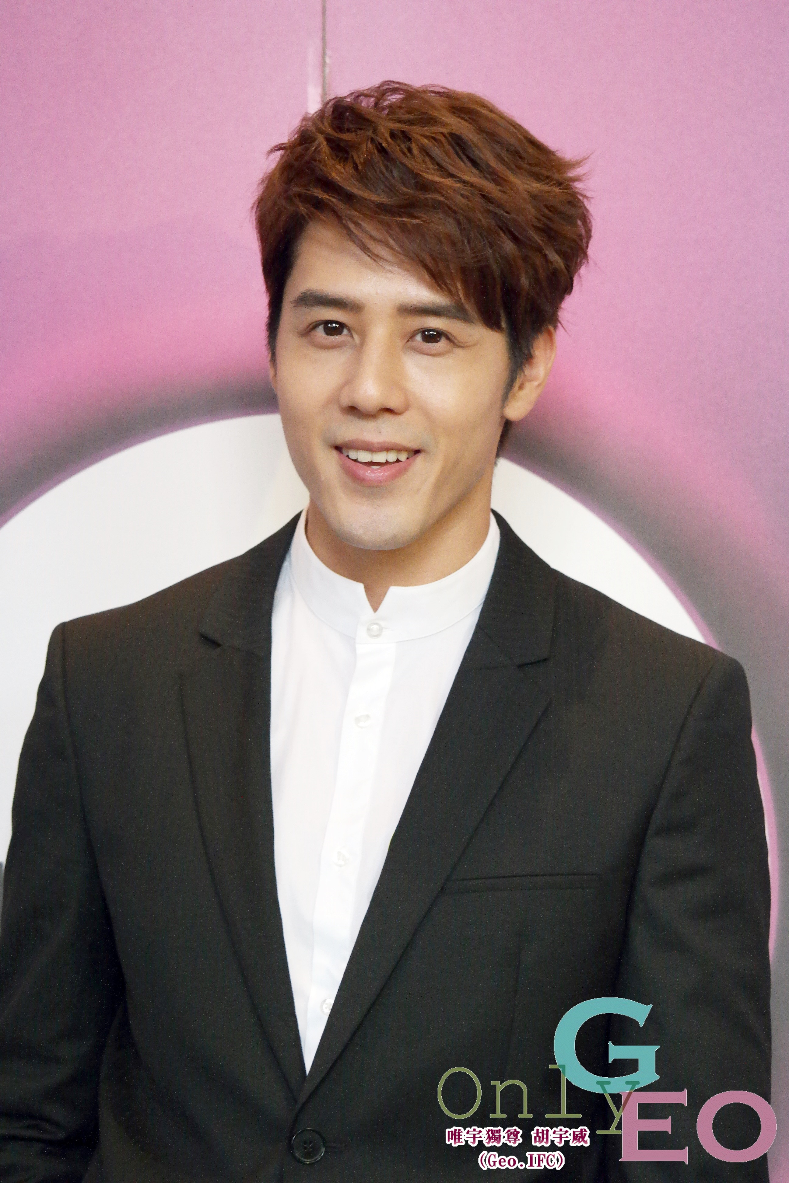  p>胡宇威(george hu),原名胡宇崴,1982年7月24