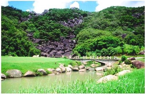  p>汕头中信度假村酒店是中信华南集团汕头公司下属的一家涉外旅游