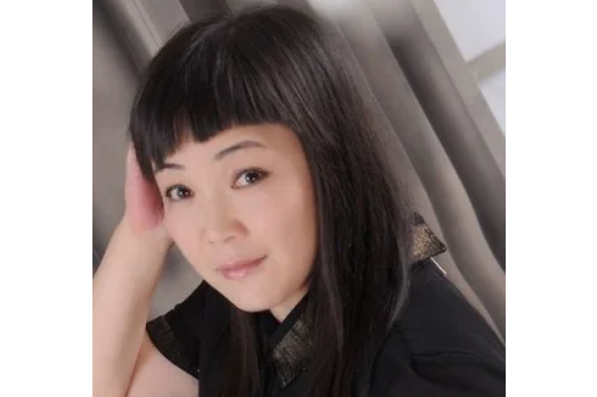  p>《我是军人的妻》是孙晓雨演唱的歌曲,由李清泉作词,张国彦作曲.