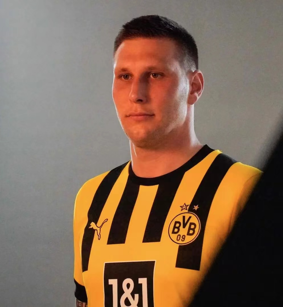 01qiihuc">尼克拉斯·聚勒(niklas süle),1995年9月3日出生于德国 a