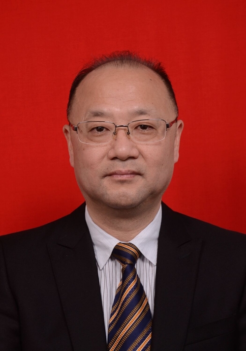  p>盛伟,男,1966年4月生,浙江杭州人,中共党员