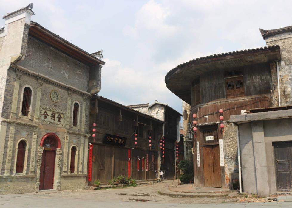  p data-id="go1778vok8">河口镇,隶属江西省上饶市 a target="_blank