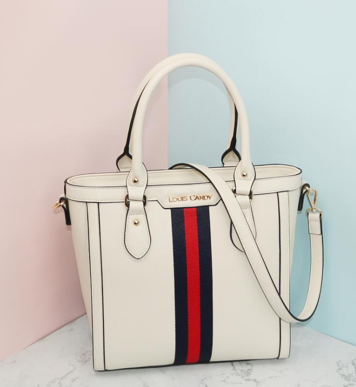  p>路易 · 卡迪,外文名是louis · cardy sup data-ctrid="1occce8j"