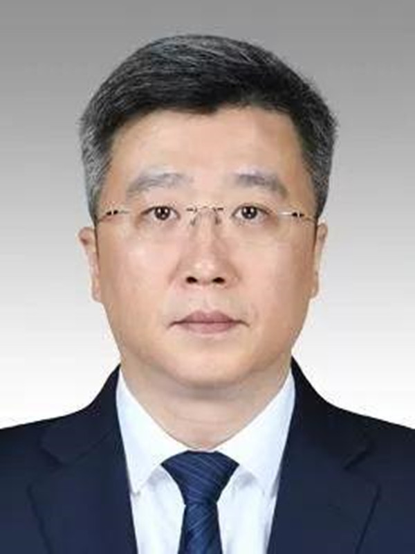 周磊
