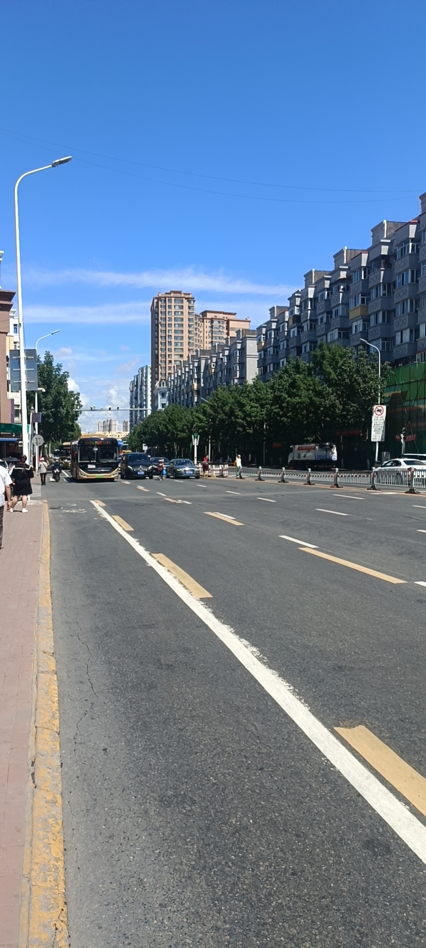 djsde">友谊东路是 a target="_blank" href="/item/哈尔滨市/129324"