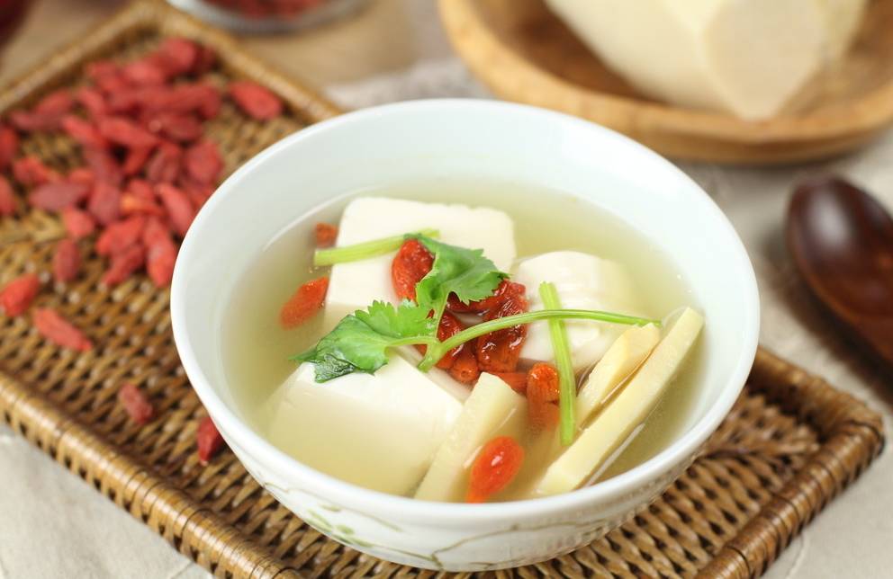 春笋豆腐汤