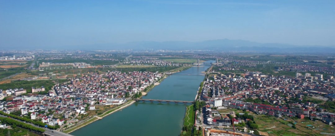 f07okal">航埠村位于崇仁县的西北角,是镇政府所在地航埠镇原为航埠乡