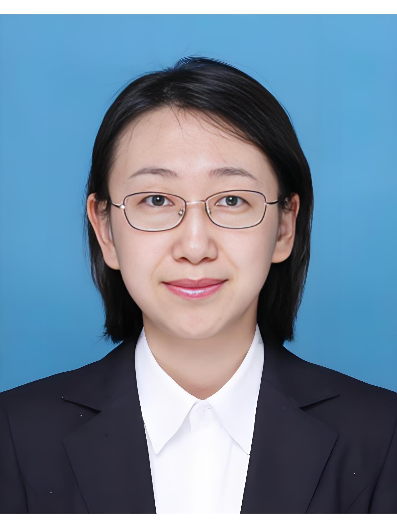 张锐,女,回族,1985年12月出生,宁夏固原人