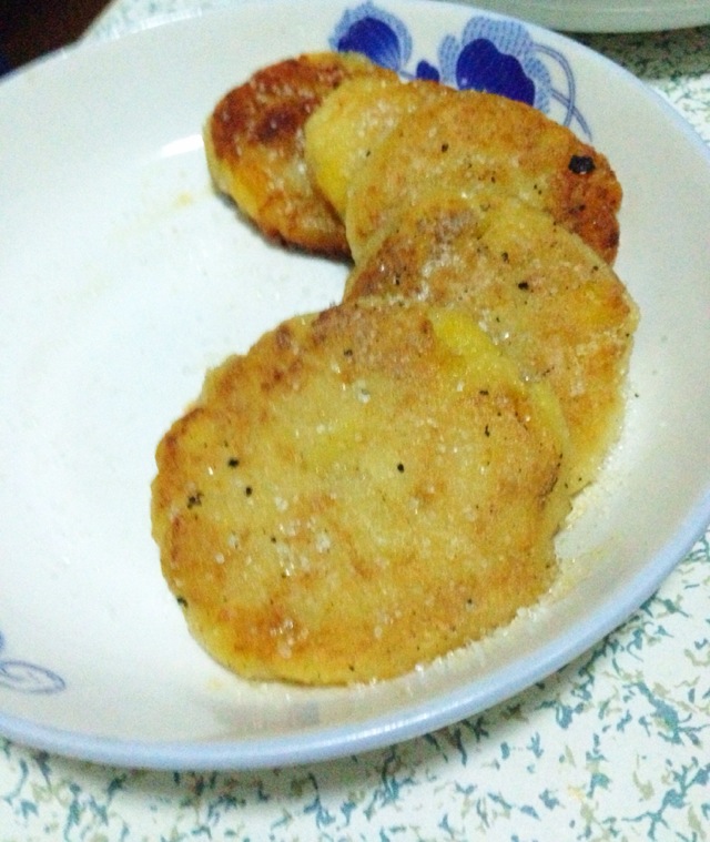 土豆肉末鸡蛋糯米饼