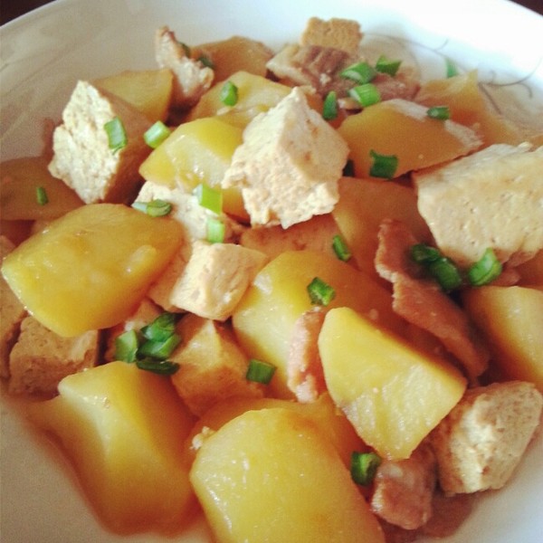 土豆烧豆腐
