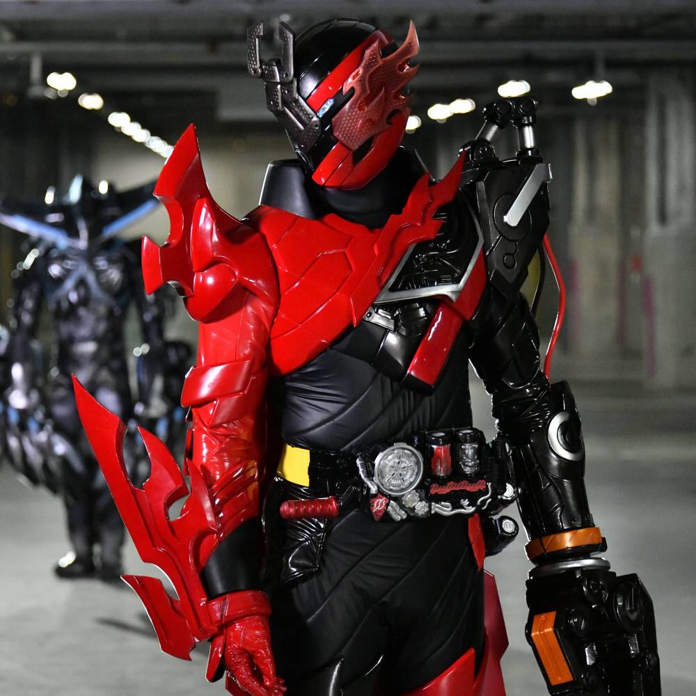 data-lemmaid="20839996">假面骑士build /a>》中登场的主角假面骑士