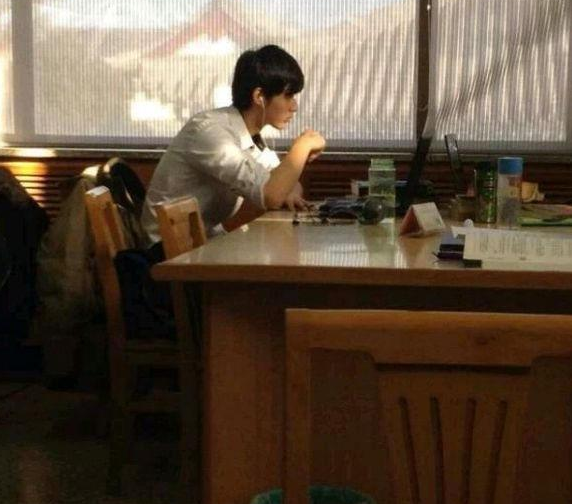  p>韦骁龙,男,1994年出生, a>江苏盐城市 /a>滨海人,2013年滨海理科