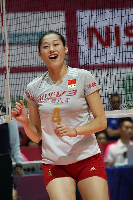  p>刘晓彤是北汽女排的一名运动员,有着刘铁锤的美称. /p>