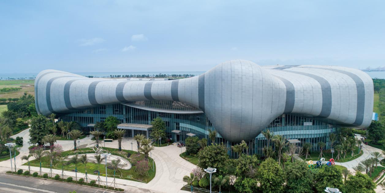  p>海花岛是一座人工岛,位于 a target="_blank" href="/item/海南省