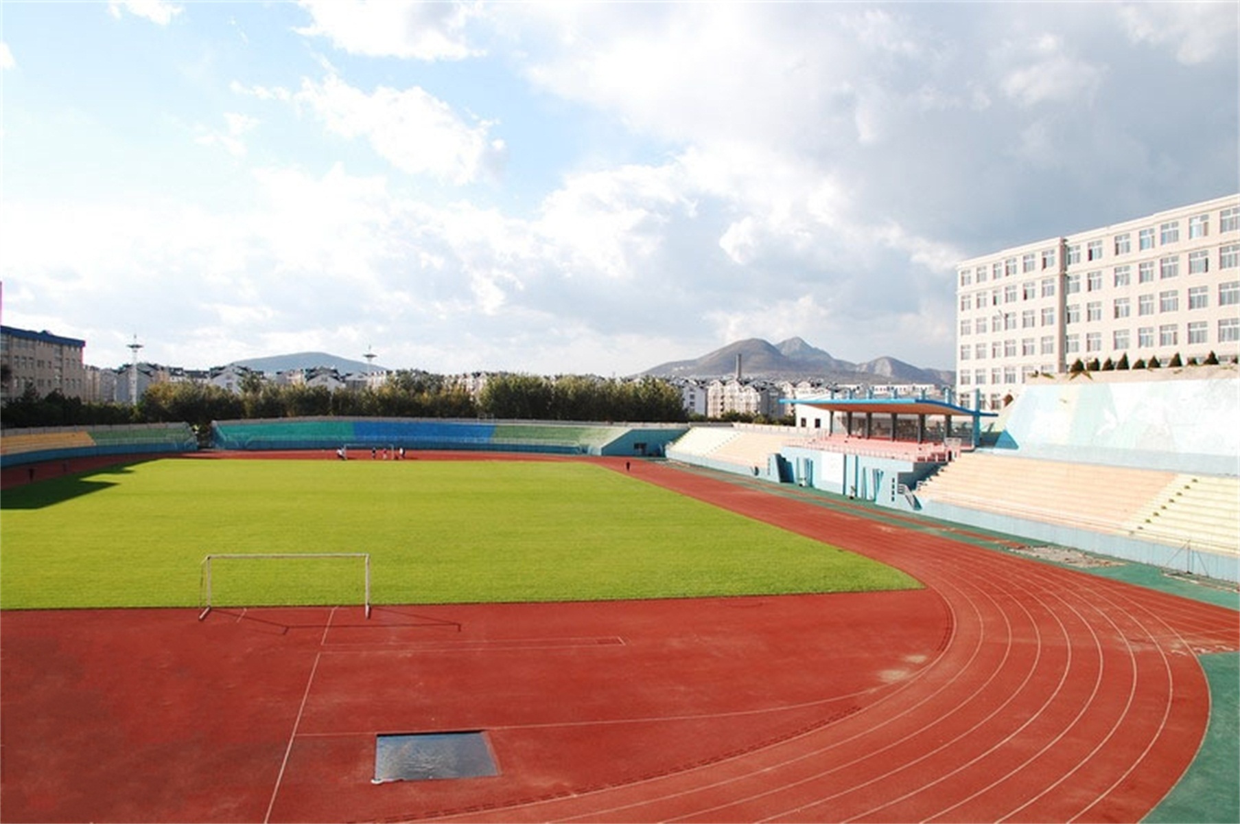 大连轻工业学院