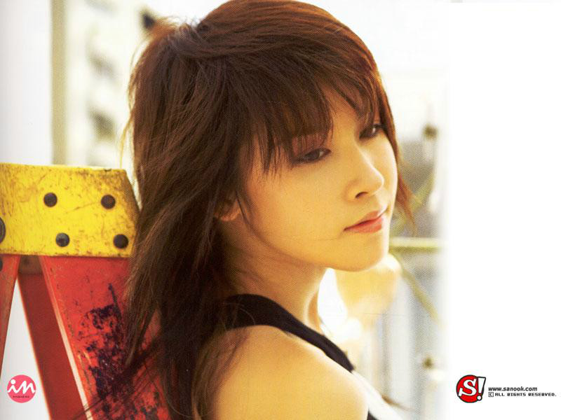  p>林星星(cheer),1987年8月12日出生于泰国曼谷,泰国籍华裔,泰国女