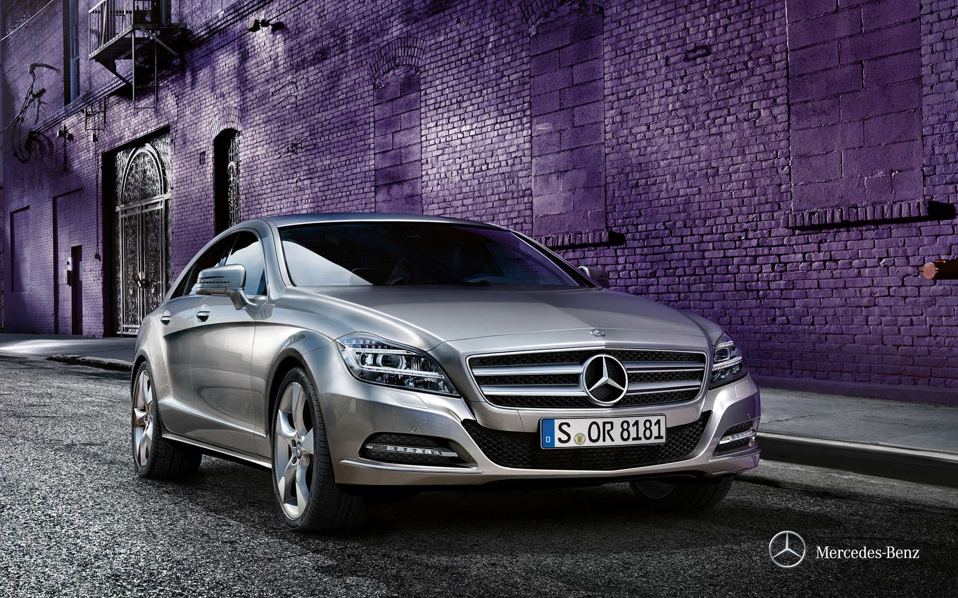 ">梅赛德斯-奔驰 /a>(mercedes-benz)是世界闻名的豪华汽车品牌