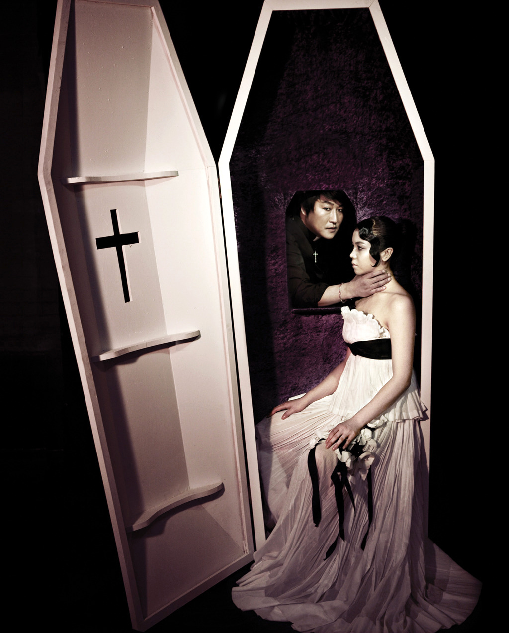  p>《蝙蝠》,是由 a target="_blank" href="/item/朴赞郁/5357771"