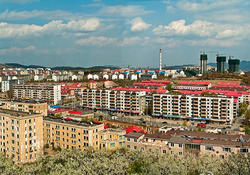 " data-lemmaid="739981">辽宁省 /a>鞍山市铁东区,辽东半岛腹地,鞍山