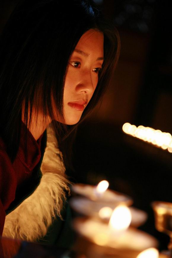  p>《这儿是香格里拉》是由 a href="#" data-lemmaid="7116968">丁乃