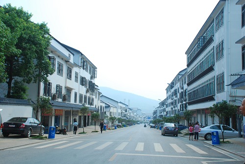 广西壮族自治区桂林市恭城瑶族自治县下辖镇,莲花镇地处恭城瑶族自治