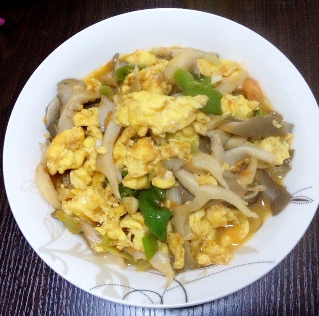 蘑菇西红柿炒鸡蛋