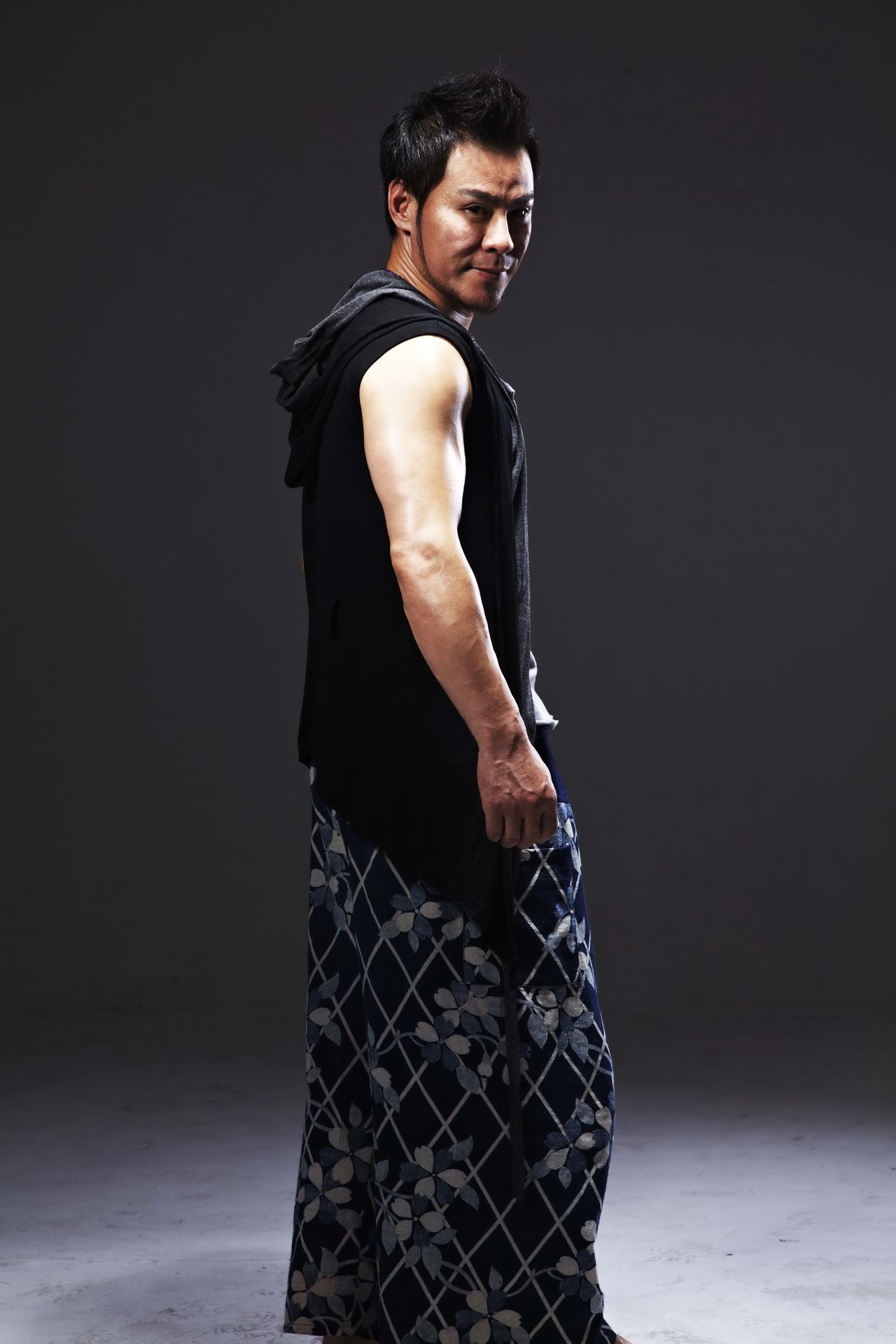 仲所周知文化传媒有限公司 /a>创始人,导演,内地动作指导,知名演员