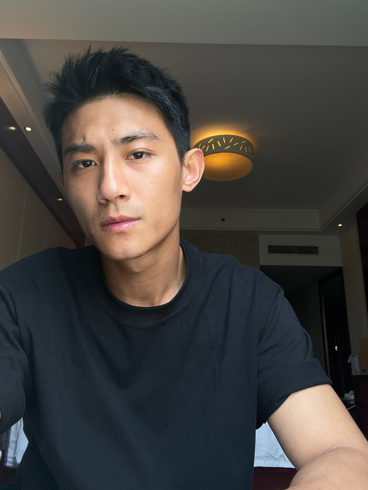 黑泽（中国内地男演员）_百度百科