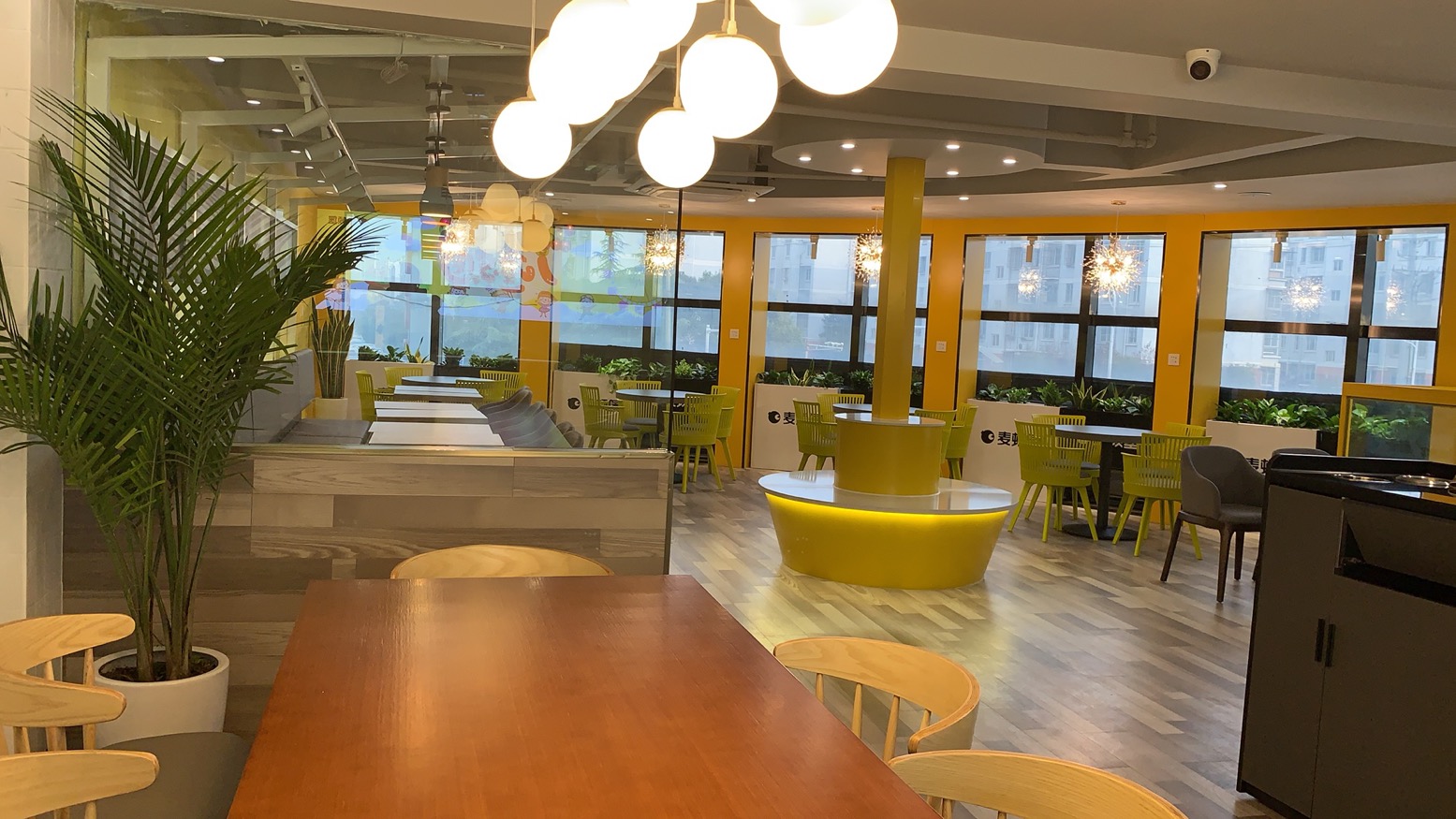 江苏麦顿堡餐饮管理有限公司