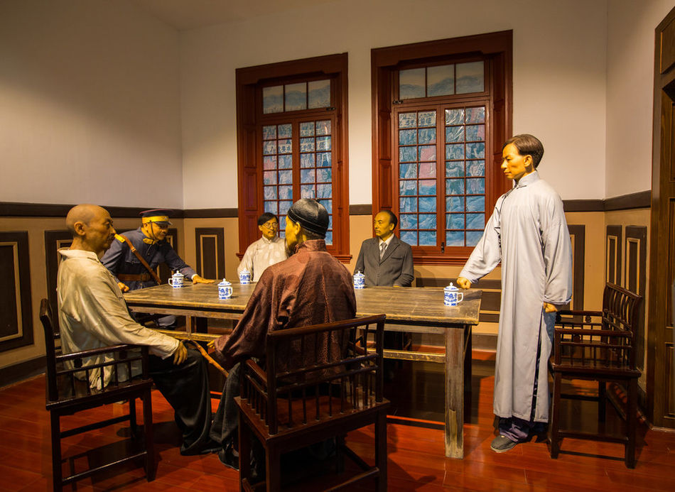 位于江西省萍乡市安源区 a target="_blank" href="/item/安源镇