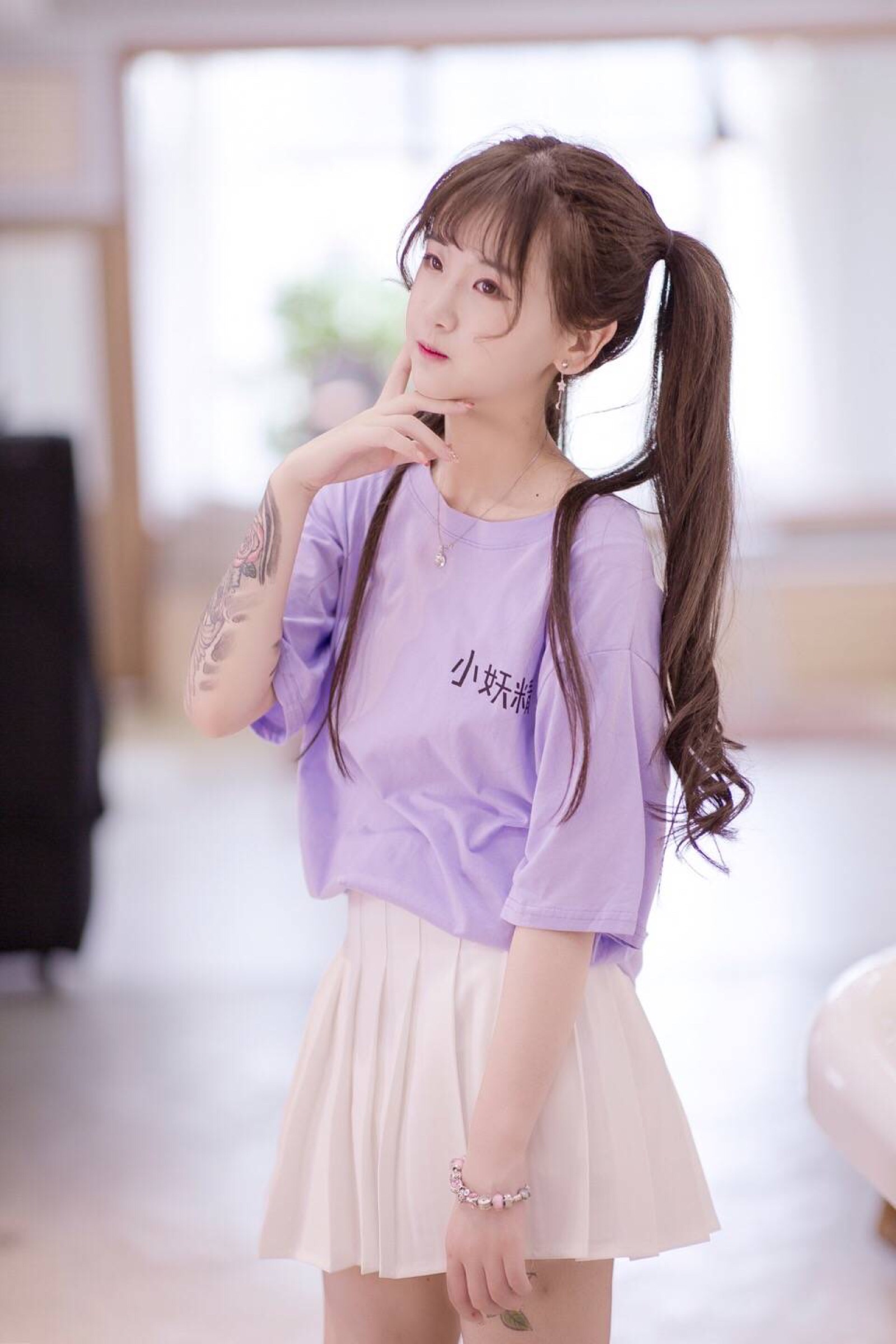  p data-id="go06w20g2d">杨清柠,女,本名杨