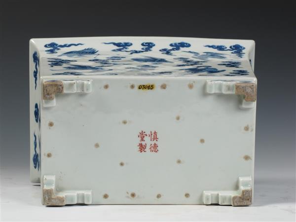 清道光景德镇窑青花云鹤纹水仙盆