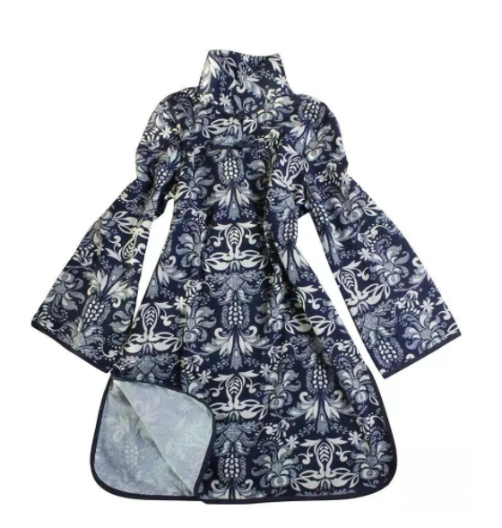  p>工艺装饰服装(apparel ornamented with arts and crafts) 用特殊