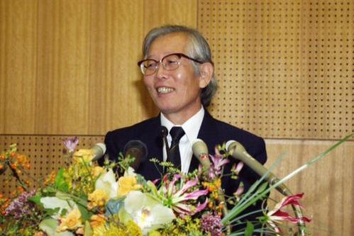  p>白川英树(hideki shirakawa),日本化学家,毕业于 a href="#" data