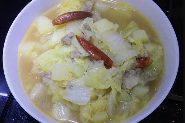 土豆炖白菜