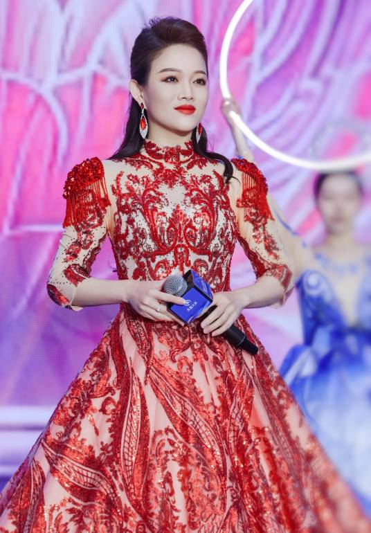 王妍（青年民歌演员、深圳青年民族歌手）_百度百科