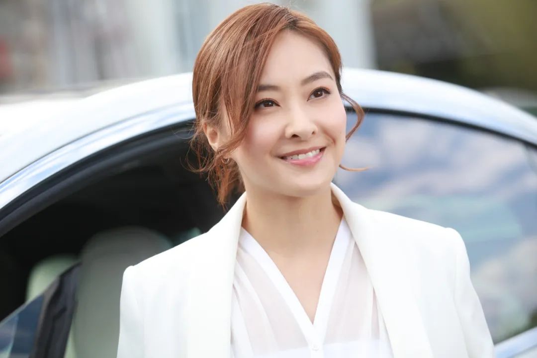 三大主角沦为配角？TVB女星戏份重被力捧！网友批：浪费了三位好演员_百科TA说