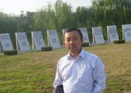  p data-id="gnaxsqbia2">刘荣,男,1974年生.甘肃甘谷人.