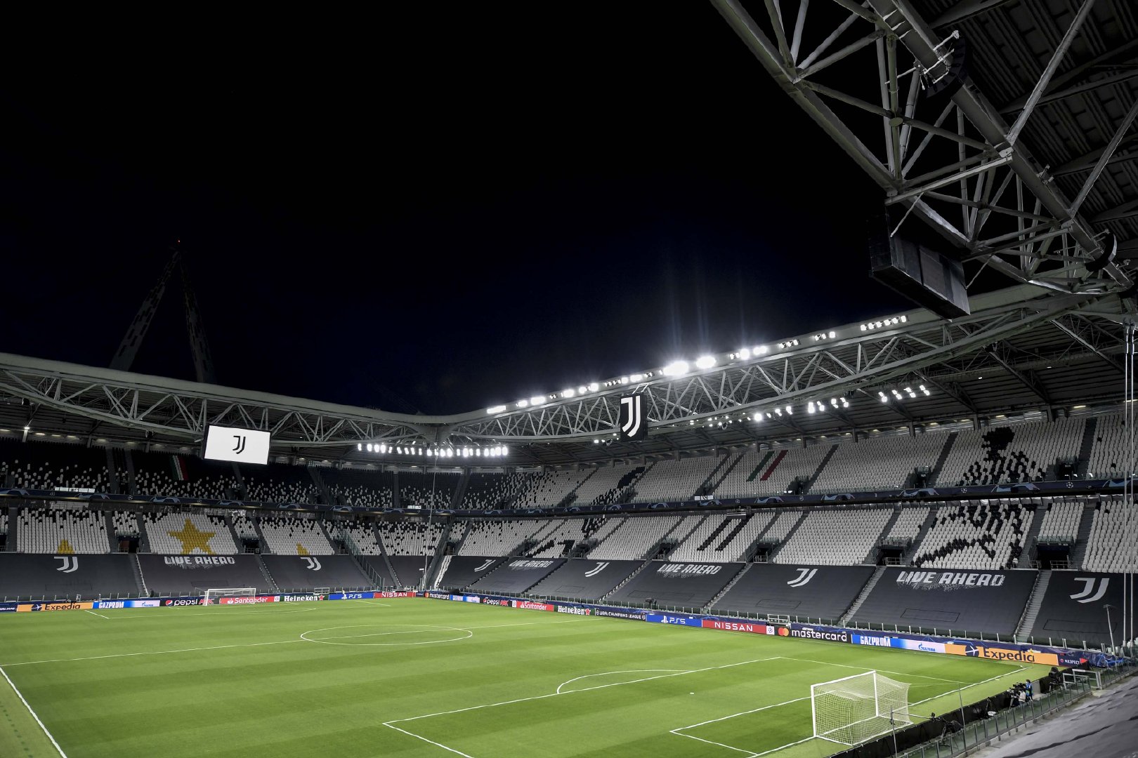  p>尤文图斯足球俱乐部(juventus f.c.