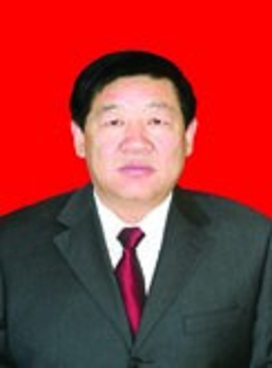  p>杨彦明,男,汉族,1959年12月出生,内蒙古鄂尔多斯市东胜区人民政府