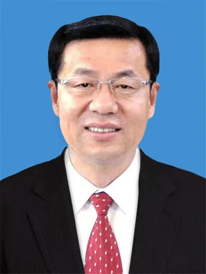 牛颖建