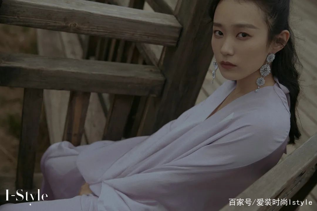 黄尧：路过时间的春天，抵达灿烂之夏_百科TA说